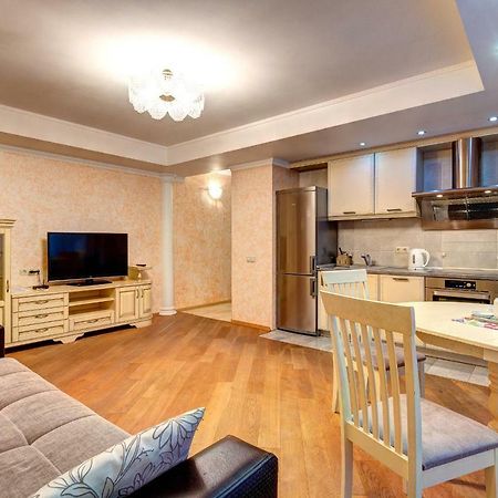 Apartments Near The Shopping Center Gulliver Kiew Exterior foto