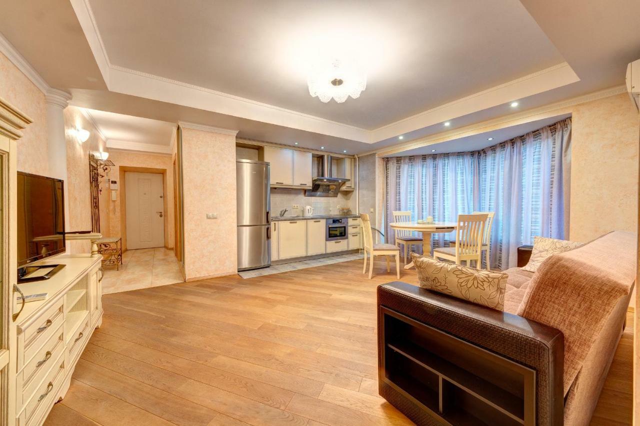 Apartments Near The Shopping Center Gulliver Kiew Exterior foto
