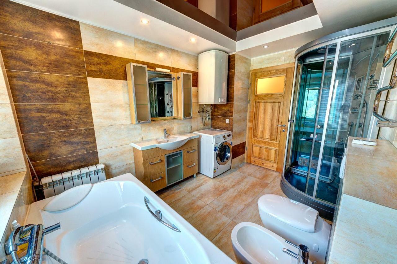 Apartments Near The Shopping Center Gulliver Kiew Exterior foto